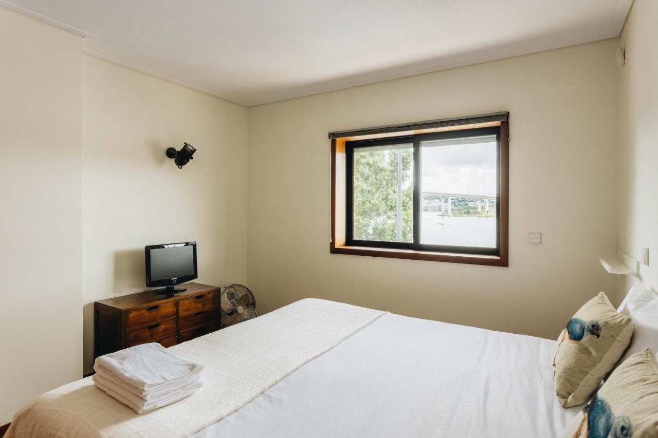 Riverfront Haven Family'S Choice With Free Garage Porto Eksteriør billede