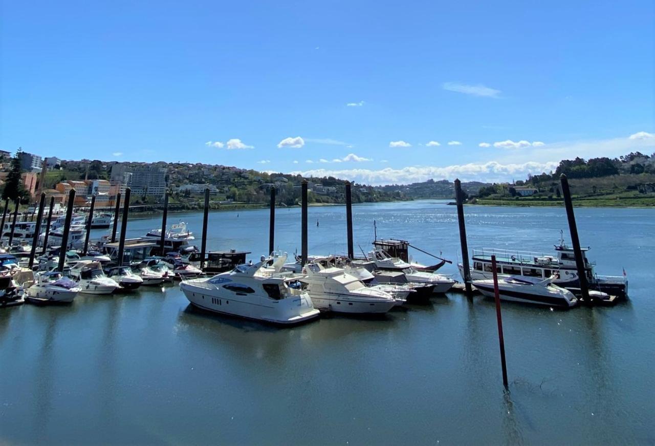 Riverfront Haven Family'S Choice With Free Garage Porto Eksteriør billede